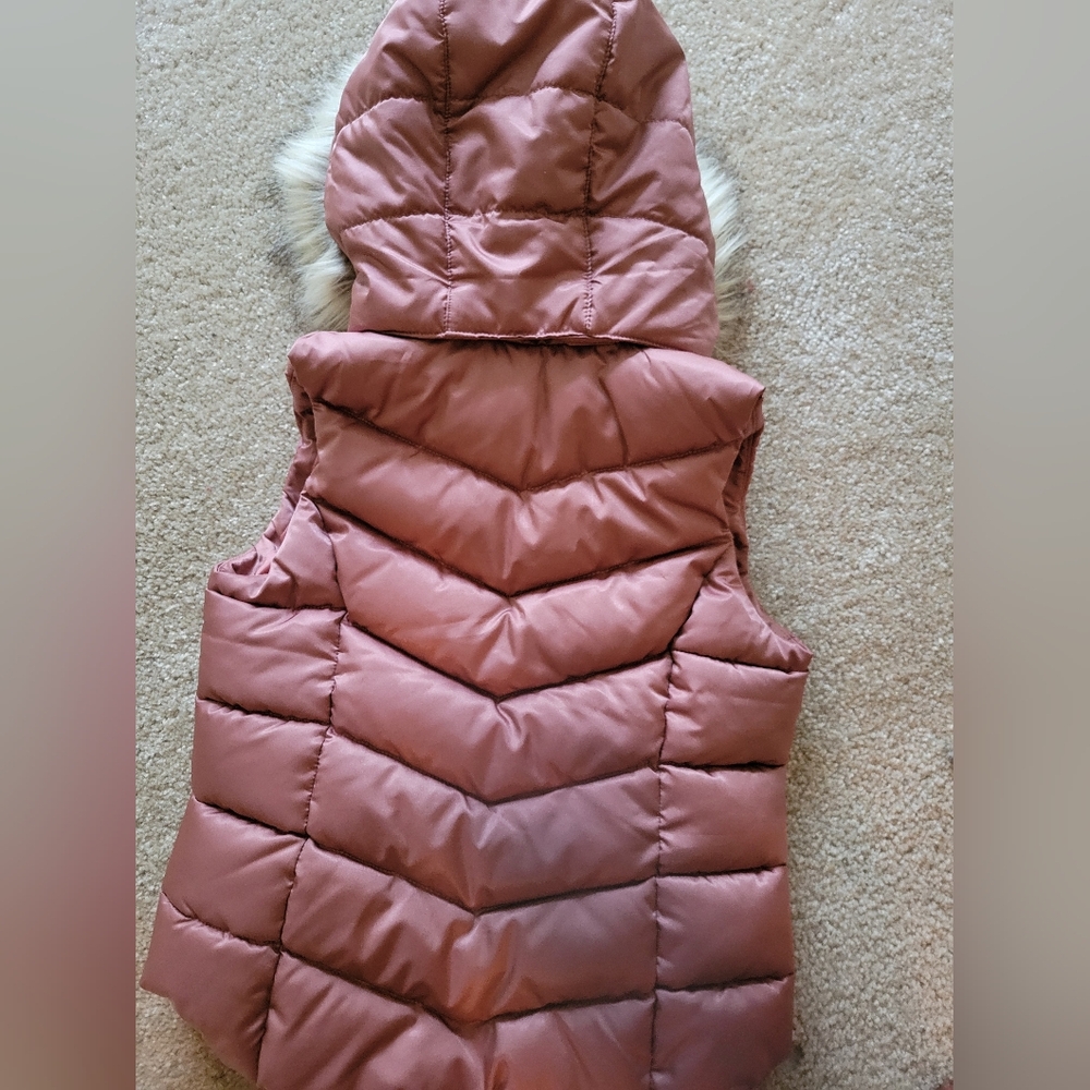 H&M Kids Puffer Vest with Faux Fur Hood - Mauve